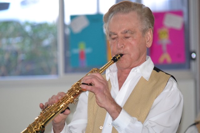 Roger's Solo (Smile)